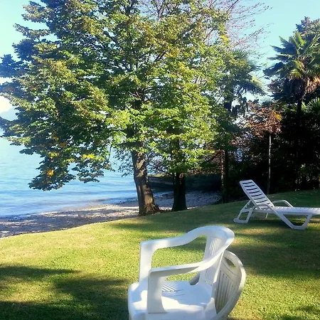Le Camelie Spiaggia Tre Apartamento Baveno